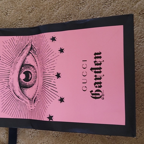 Exclusive Gucci Garden playing cards and bag from Florence Italy - Picture 6 of 8